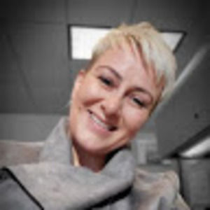 Meet your Posher, Traci